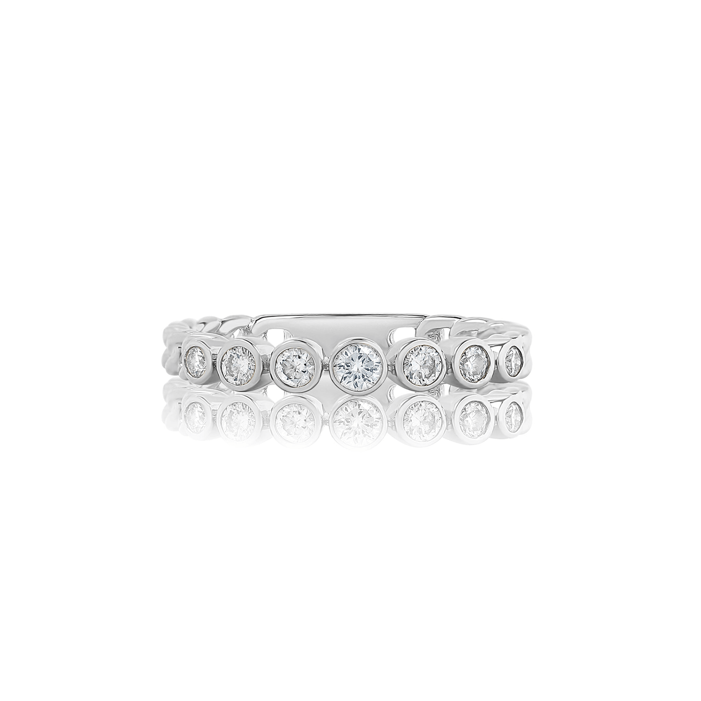 Round Bezel Diamond Chain Ring